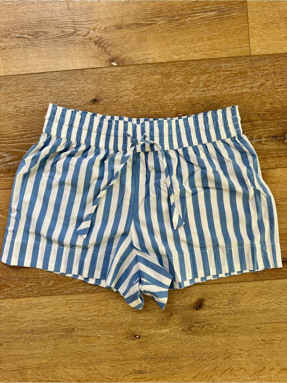 Vineyard Vines striped shorts